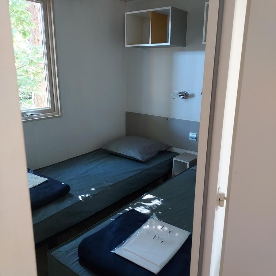 Camping les pins Nancay Extérieur photo