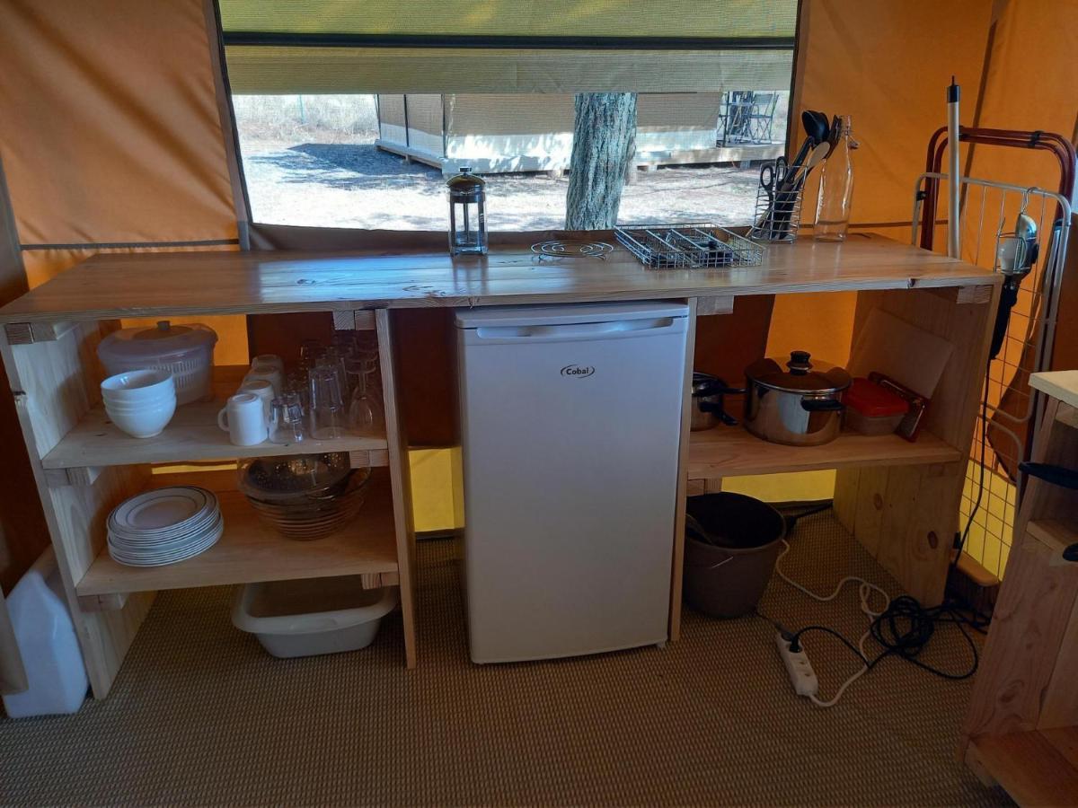 Camping les pins Nancay Extérieur photo